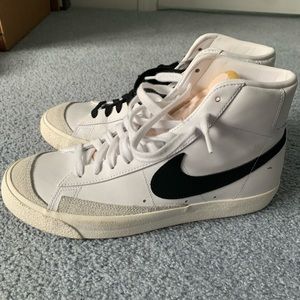 Nike Blazer ‘77
